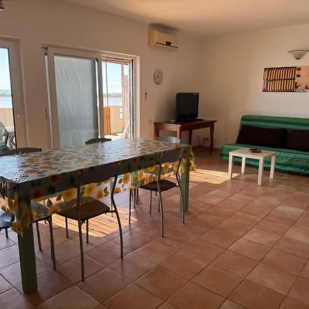 Appartamento Le Saline: Beautiful With Terrace And Splendid View Carloforte (Isola di San Pietro)